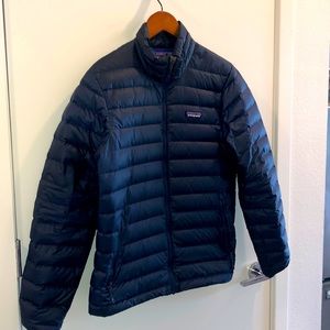 Patagonia Men’s Down Sweater in Navy (US-S)